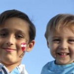 tahap-tumbuh-kembang-balita