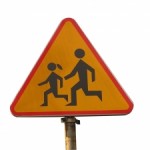 mengajarkan-sopan-santun-kepada-anak