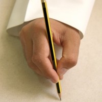 agar-anak-senang-menulis