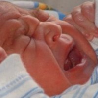 Perlukah Bayi Di Bawah 24 Bulan Melakukan Terapi Pijat