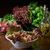 Membiasakan Anak Mengonsumsi Sayuran