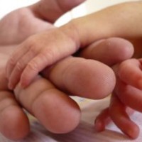 mengatasi jamur kuku pada anak